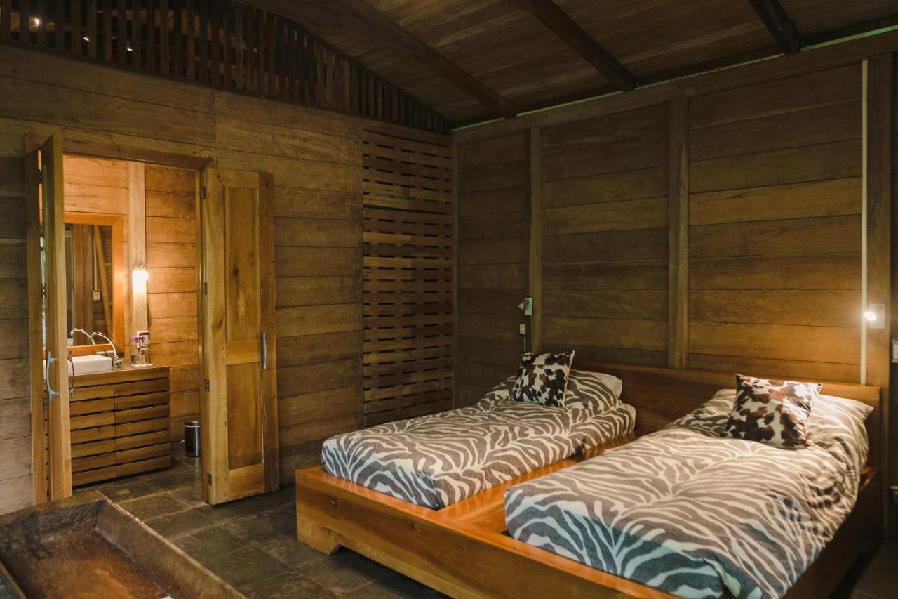 Hamadryade Lodge Puerto Misahuallí Buitenkant foto